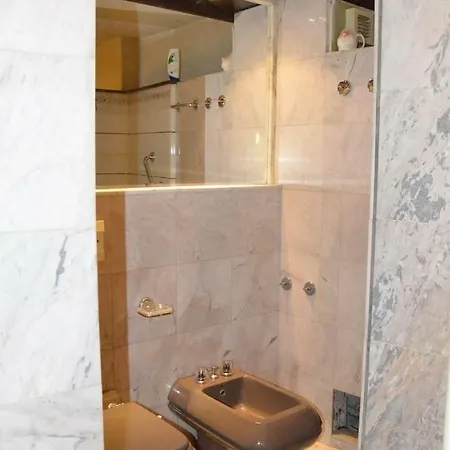 Apartment Ralica's Place 2 *